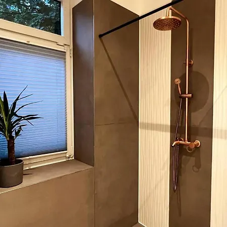 Soul-apartment Terrasse Privat-parkplatz Boxspringbett 55zoll Tv Wlan Apartmán *